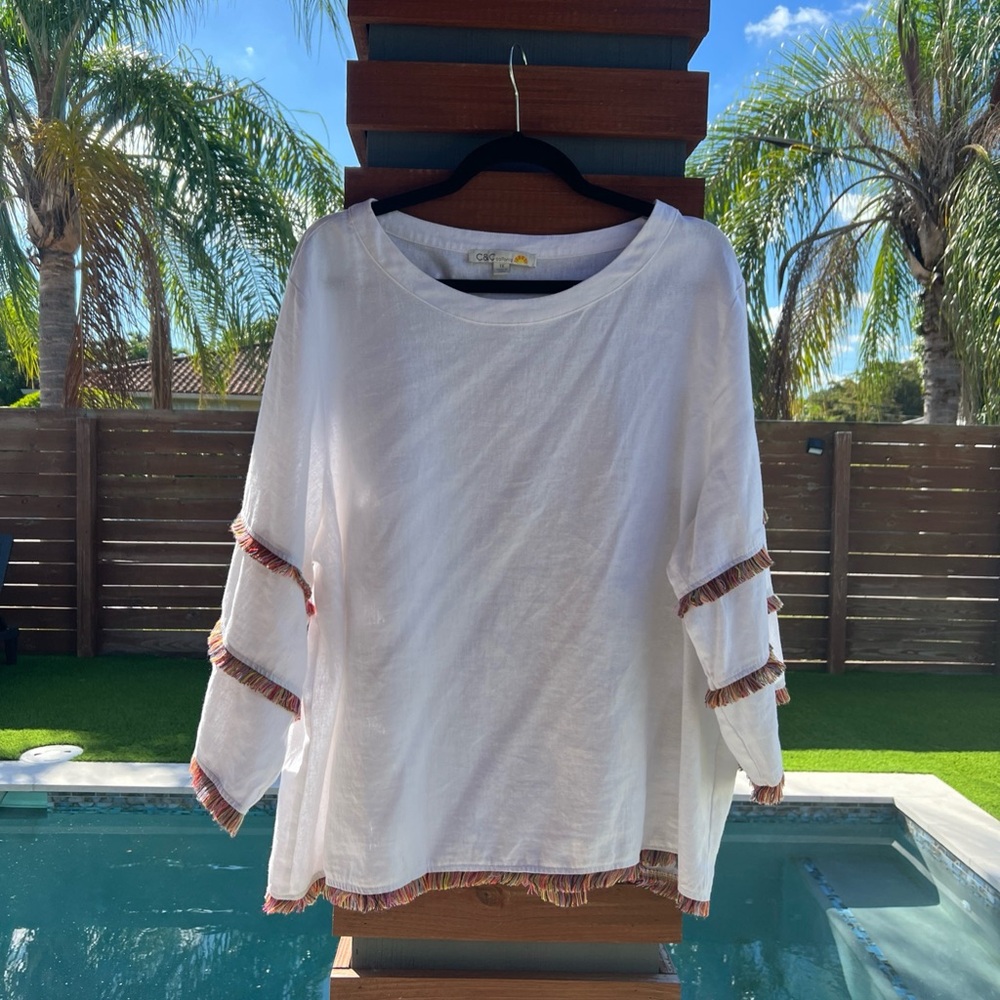 C&C California White Blouse with Ruffled Trim